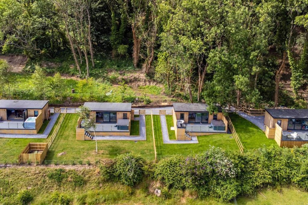 The Rhossili Bay Secret Villa Swansea Exterior photo